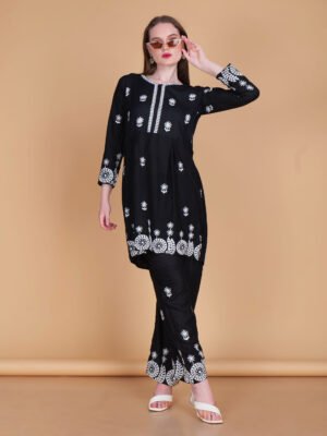Noir Bloom Embroidered Set